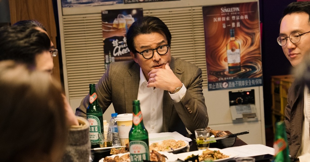 李銘順飾演的企業家李憲宏身陷輿論風暴。（圖／CATCHPLAY提供）