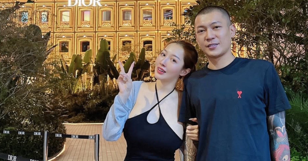 網紅鳳梨與妻子歐菈一同搭乘豪華休旅車返家,途中遭一名騎乘白色機車的不明男子尾隨並開出12槍。(圖/翻攝自鳳梨IG)
