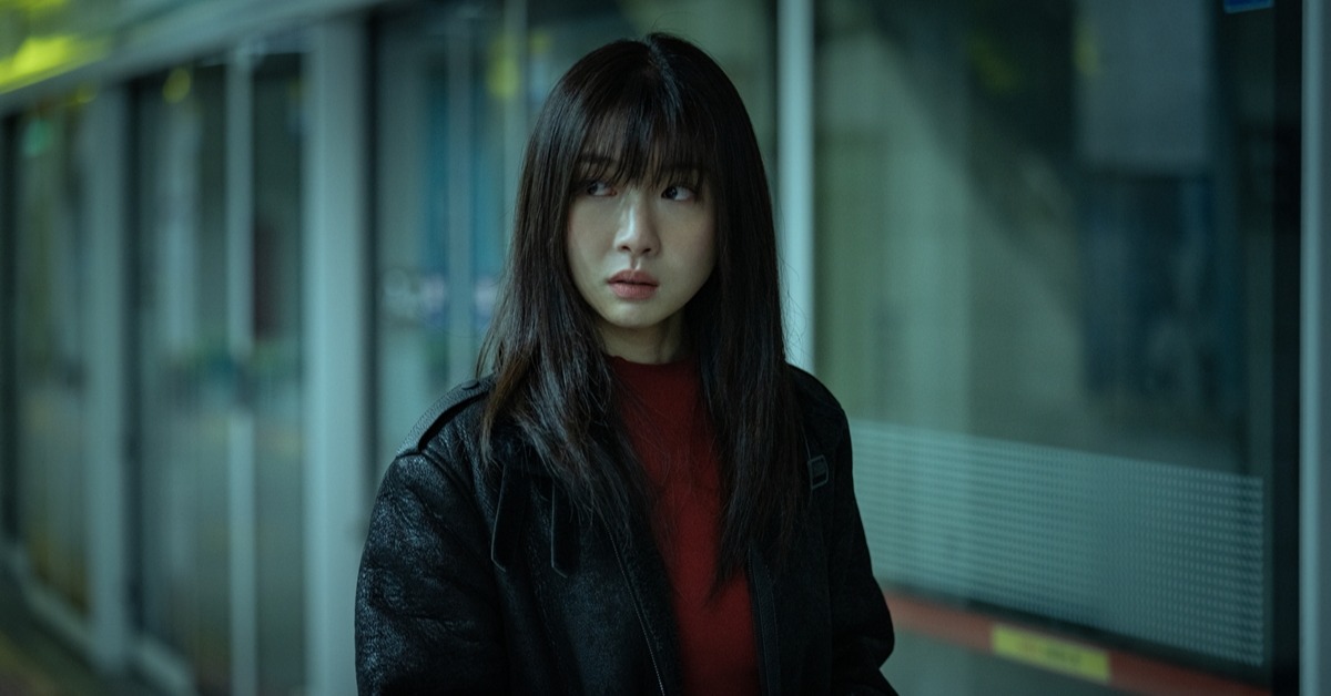 朱賢英主演《地嚇鐵》扮恐怖創作者。（圖／龍祥電影）