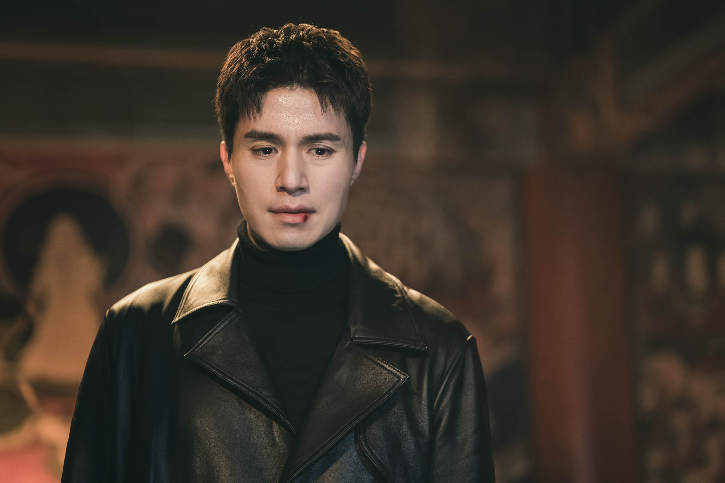 <a href='https://star.ebc.net.tw/search/keyword?value=韓劇' target='_blank'>韓劇</a>《善良的他》李棟旭在劇中飾演出身於黑道世家、身為第三代長孫的錫哲。(圖/Disney+提供)