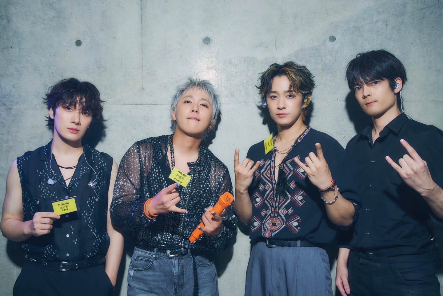 《FNC BAND KINGDOM》FTISLAND團體照。(左起:崔敏煥、李洪基、李在真)。(圖/SHOWOFFICE提供)