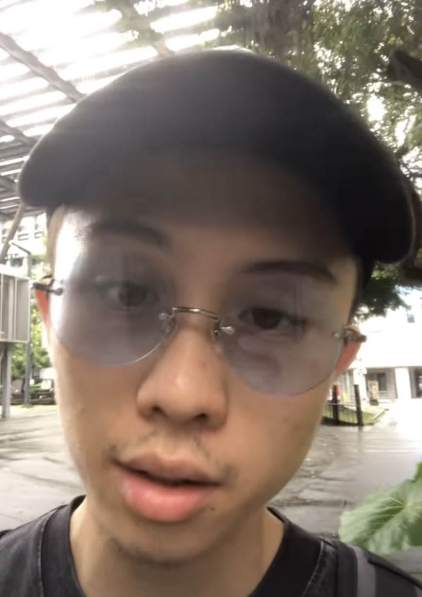 孫安佐25日再度以憔悴模樣現身街頭，在IG限動自述家庭壓力，眼神渙散、語氣低落。（圖／翻攝自孫安佐IG）