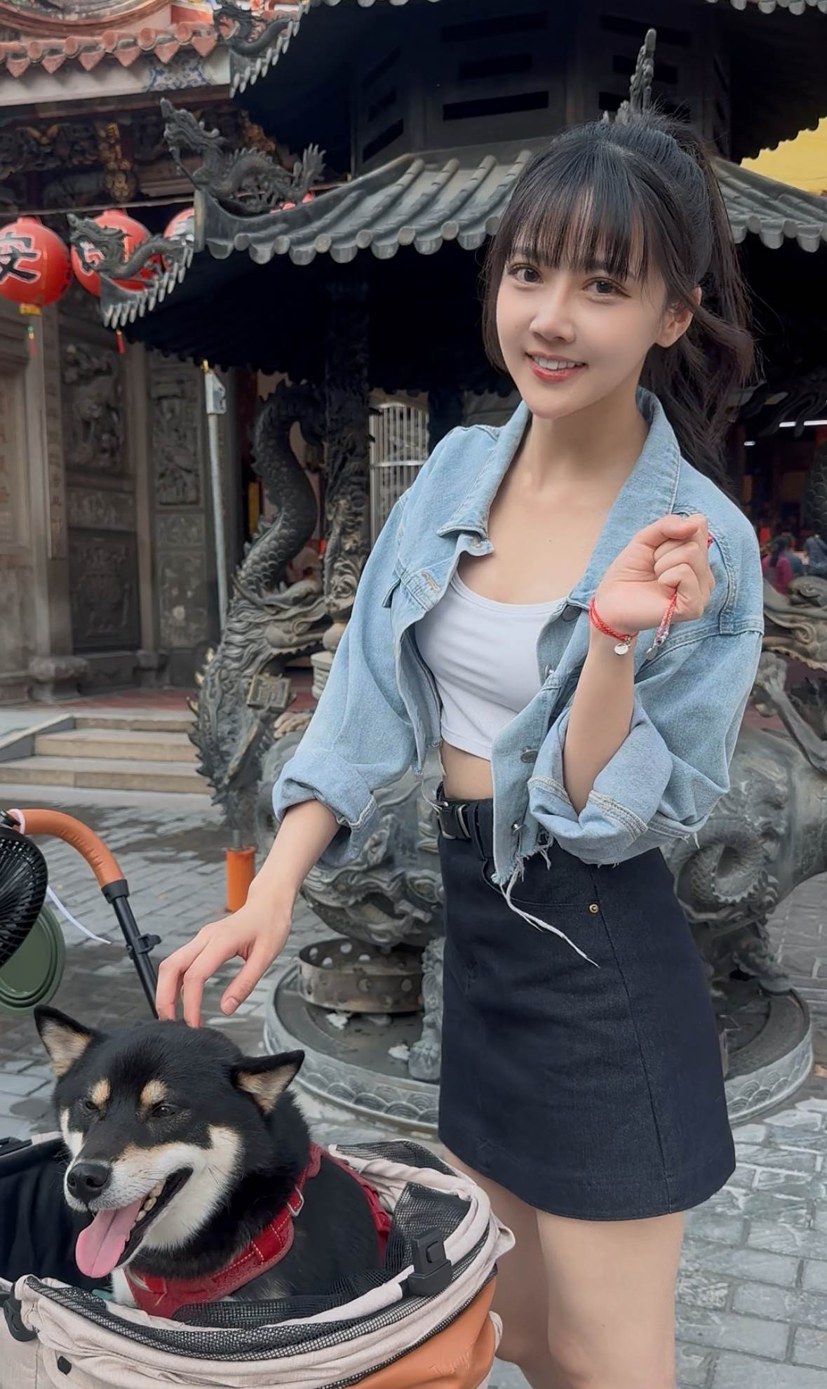 中信兄弟啦啦隊成員宸宸（蔡衣宸）神似三上悠亞。（圖／財團法人流浪動物之家基金會提供）