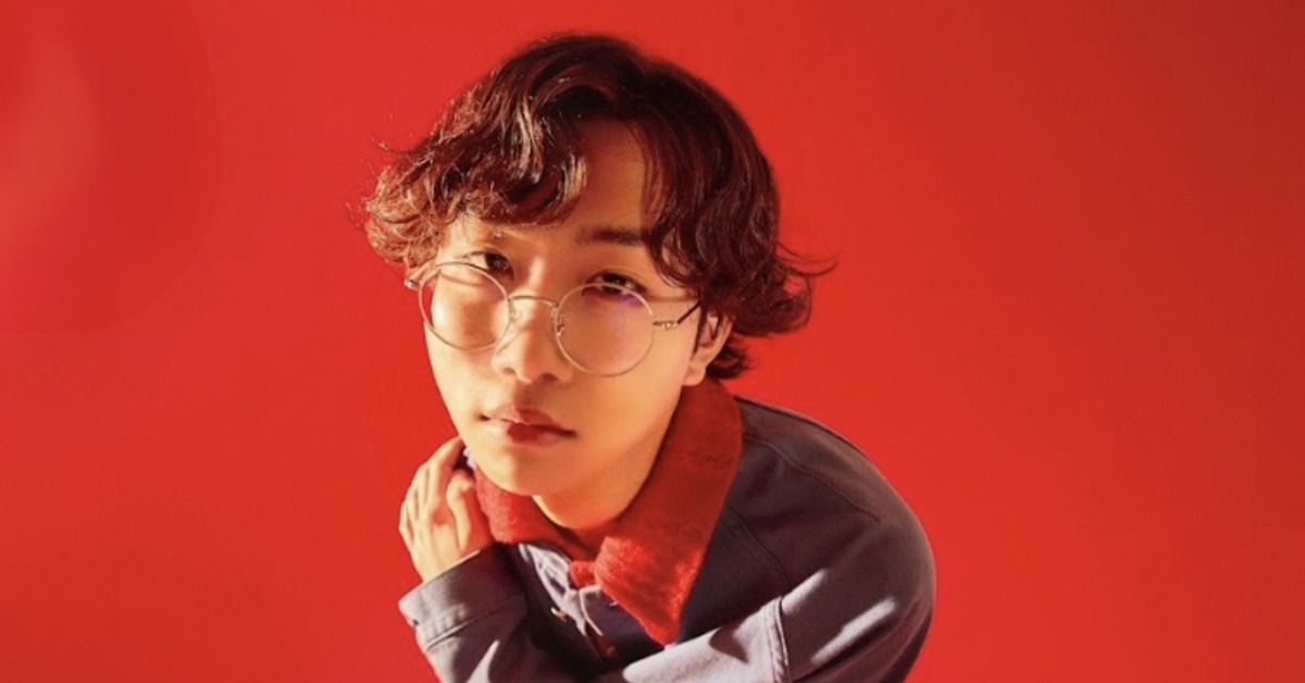 年僅18歲日本Z世代最炸怪物新人AKASAKI。（圖／大鴻藝術 BIG ART提供）