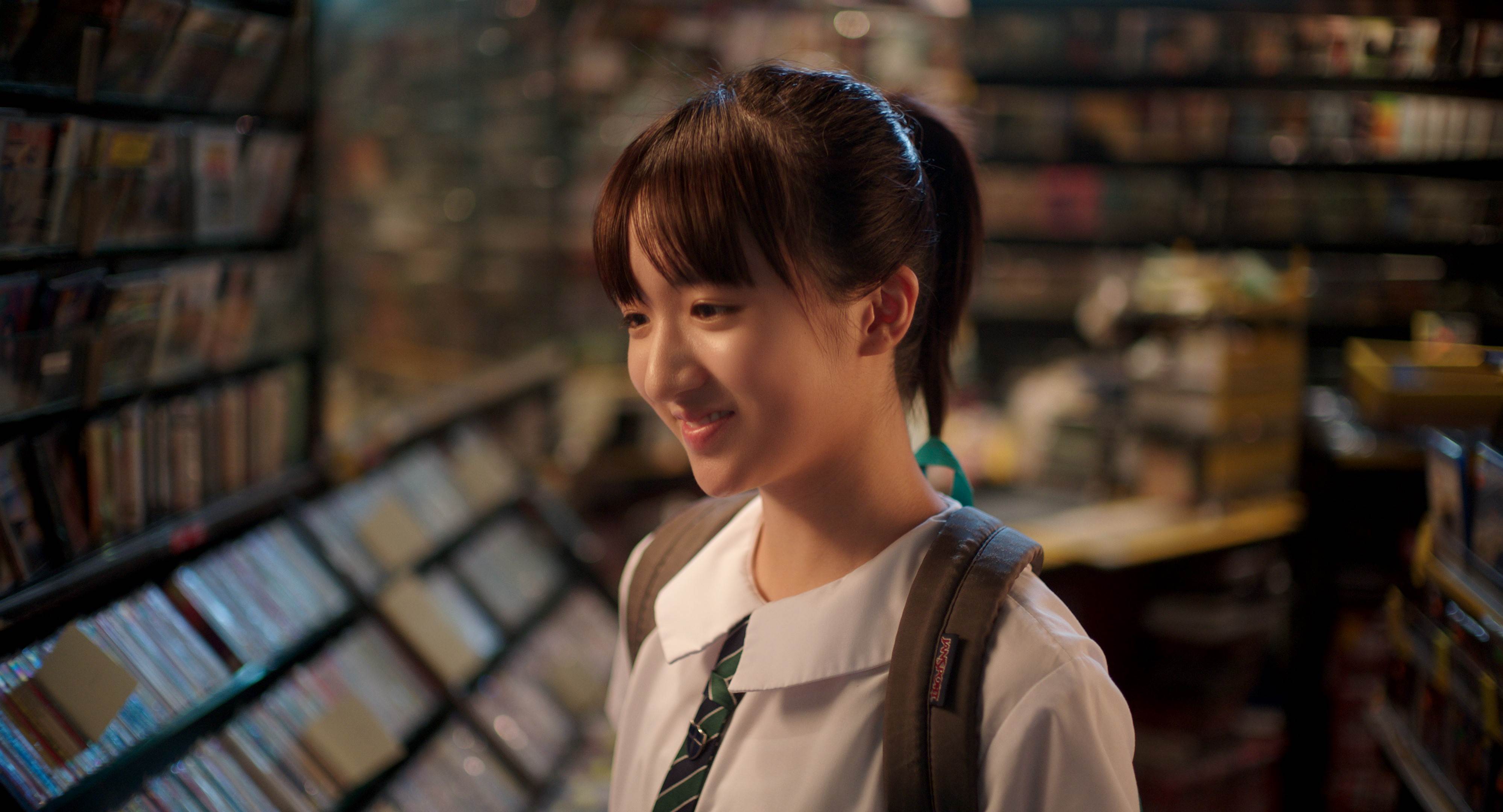 香港奇幻愛情電影《久別重逢》星二代許恩怡飾演女主角「夏文萱」。（圖／華映娛樂提供）