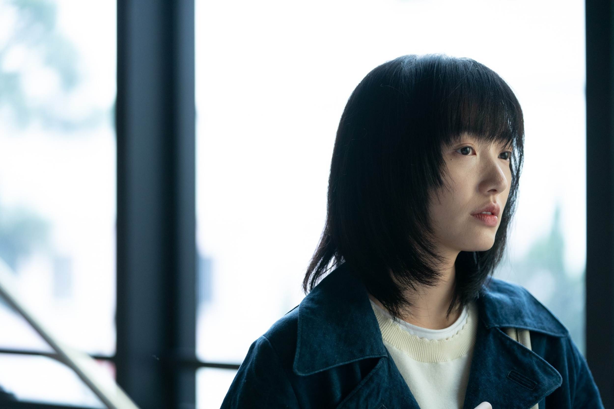 香港奇幻愛情電影《久別重逢》蔡思韵飾演夏文萱。（圖／華映娛樂提供）