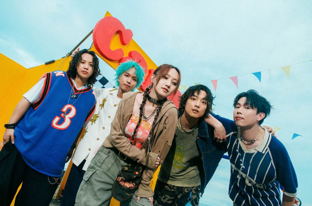 粗大Band新專輯首波主打〈無可救藥的浪漫〉走夏日戀愛風。(圖/粗大Band提供 )