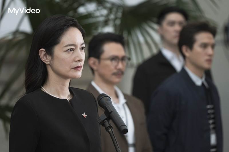 Janet在《零日攻擊》飾演台灣總統。（圖／牽猴子提供）