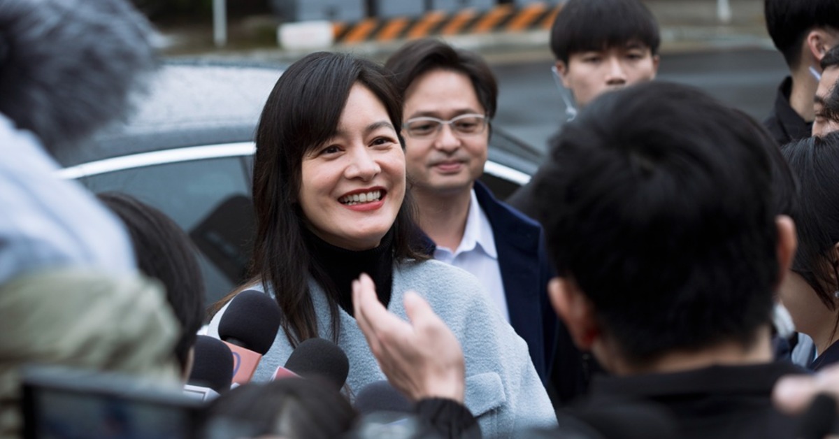 《零日攻擊》Janet飾演總統。(圖/牽猴子提供)