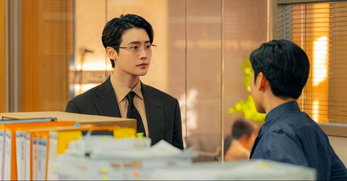韓劇男神李鍾碩（正名：李鐘奭）睽違三年的新作《瑞草洞》。（圖／Disney+提供）