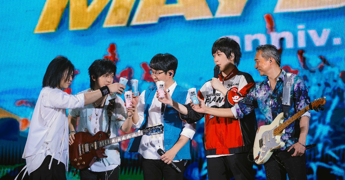 五月天帶著《回到那一天》25週年巡迴演唱會5525和5525+1雙主題,在北京鳥巢開唱。(圖/相信音樂提供)