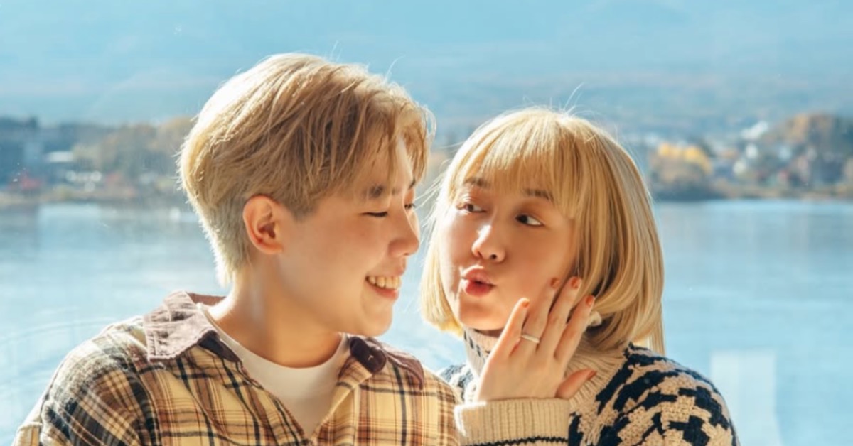 瑪麗與交往兩年的女友Joy登記結婚。（圖／翻攝自IG＠maryintower）