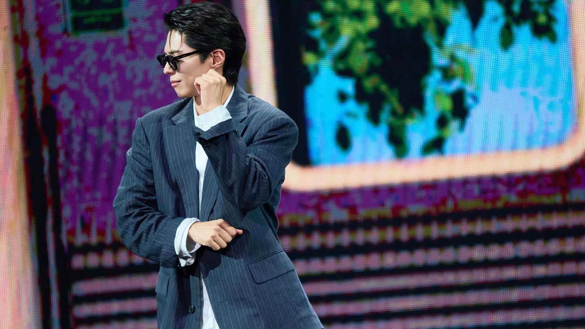男神朴寶劍（PARK BO GUM）重現經典俏皮的《雲畫的月光》〈Bombastic〉舞蹈。（圖／Live Nation Taiwan提供）