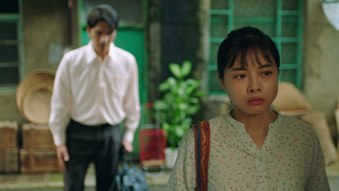爸爸林達生(馬志翔飾演)出現在秋伶(游珈瑄飾演)面前。（圖／大愛提供）
