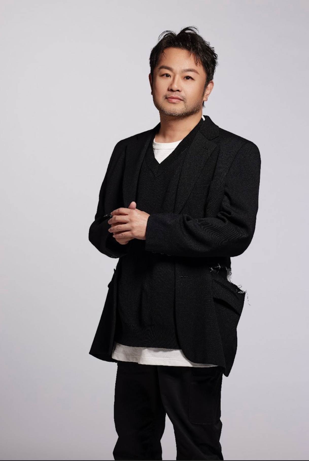 蘇震洋如今成為歌手,和家人關係反而更緊密。(圖/綵星娛樂提供)