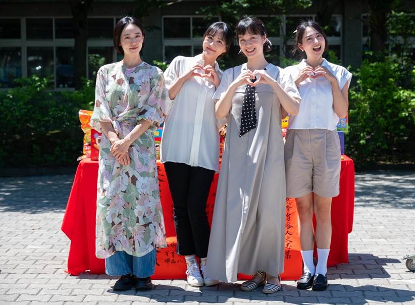 許乃涵、林子熙和阿喜(林育品)飾演閨密組。(圖/大愛提供)