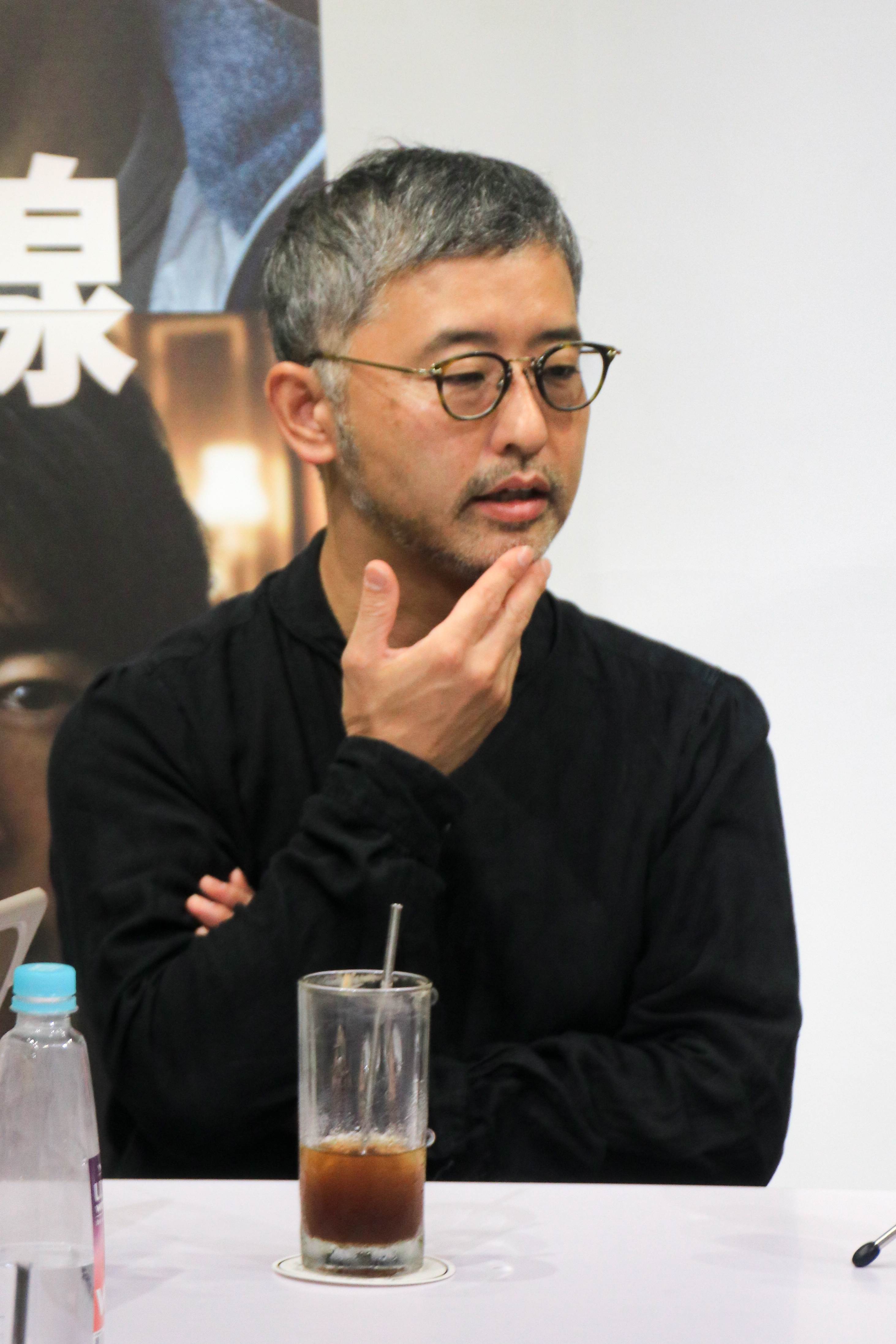 電影《戰疫前線》新銳導演關根光來台,提及小栗旬和大家道歉沒帶他一起來。(圖/天馬行空提供)