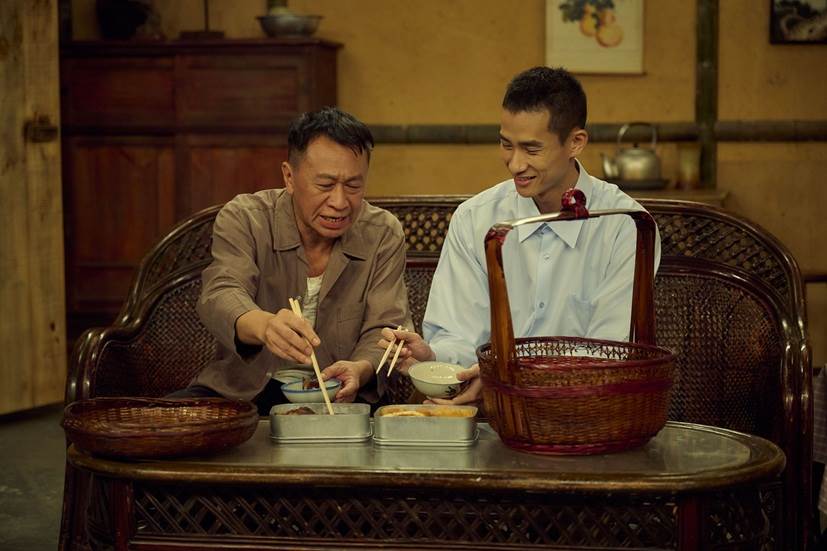 盧彥澤(右)透露一場父子吃飯聊天的戲，游安順卻讓他瞬間破防。（圖／台視提供）