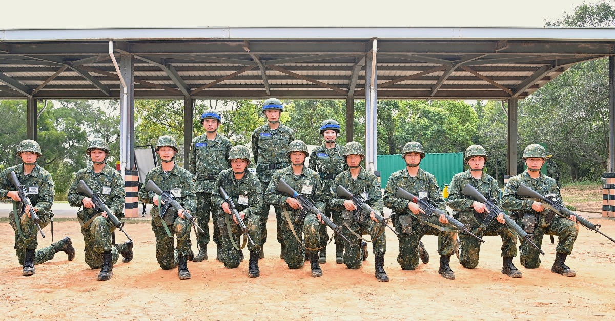 星兵們進行射擊訓練。(圖/台視提供)