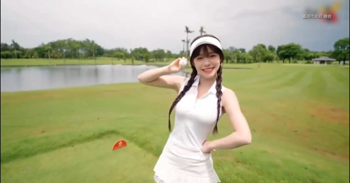 啦啦隊女神李多慧受邀擔任高爾夫運動觀光的代言人。（圖／台南市政府提供）