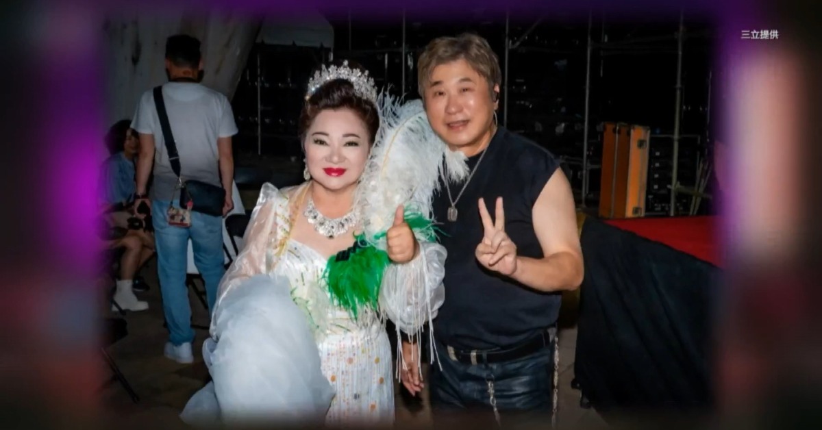 曾經傳出不合的主持人白冰冰和胡瓜也分別擔任開場和壓軸嘉賓，甚至在後台合照，打破王不見后的傳聞。（圖／三立提供）