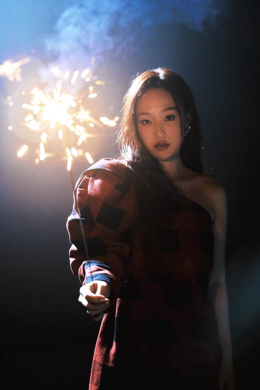 安吉的馬拉松接力賽音樂旅程，終於在生日月迎來最終章。（圖／索尼音樂提供）