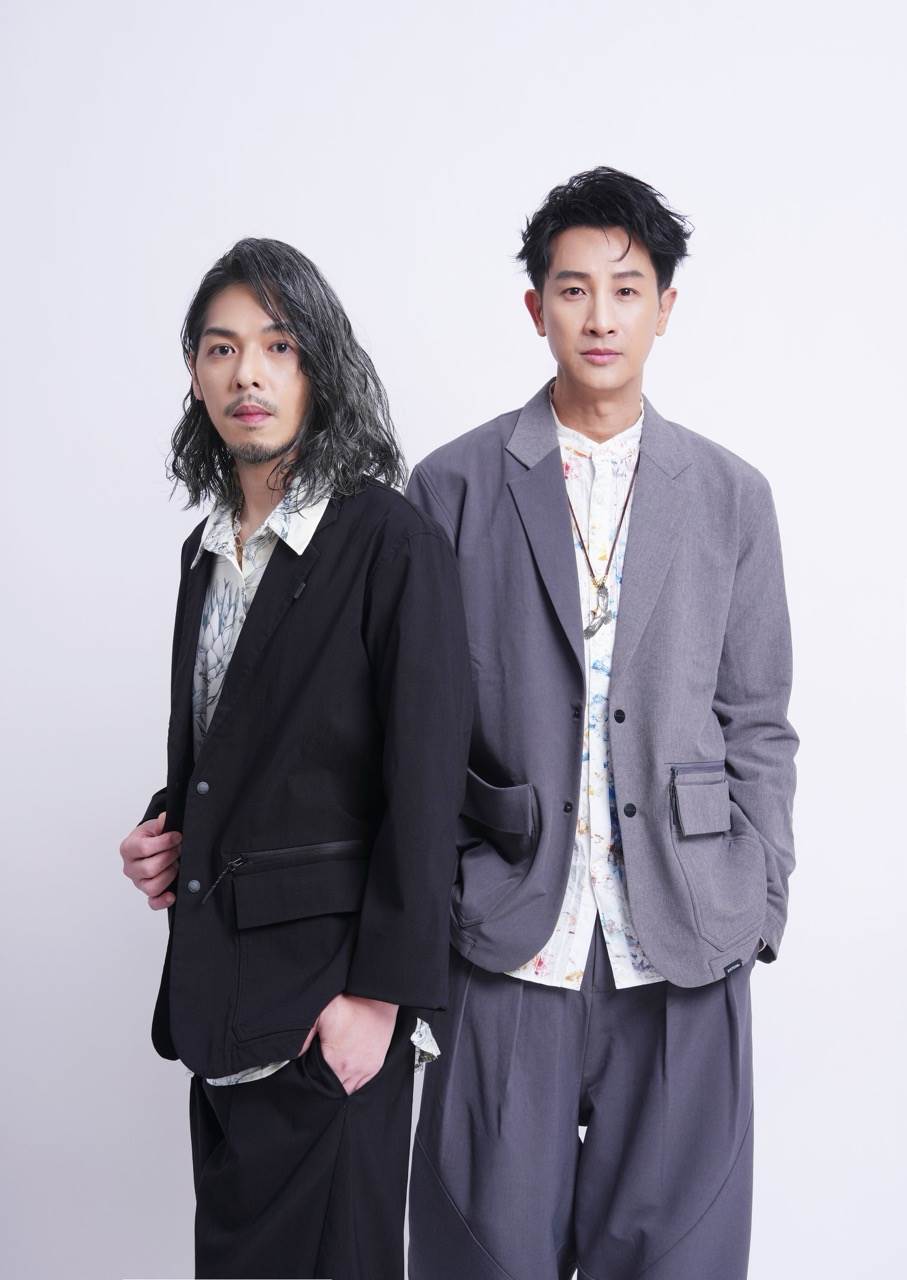 「浪花兄弟」為了演出多次開會彩排。（圖／杰威爾音樂提供）