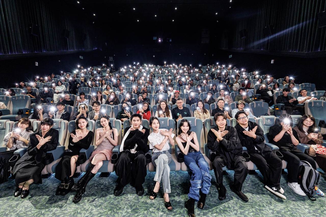 觀眾看完首兩集預計劇情非常燒腦。（圖／Netflix提供）