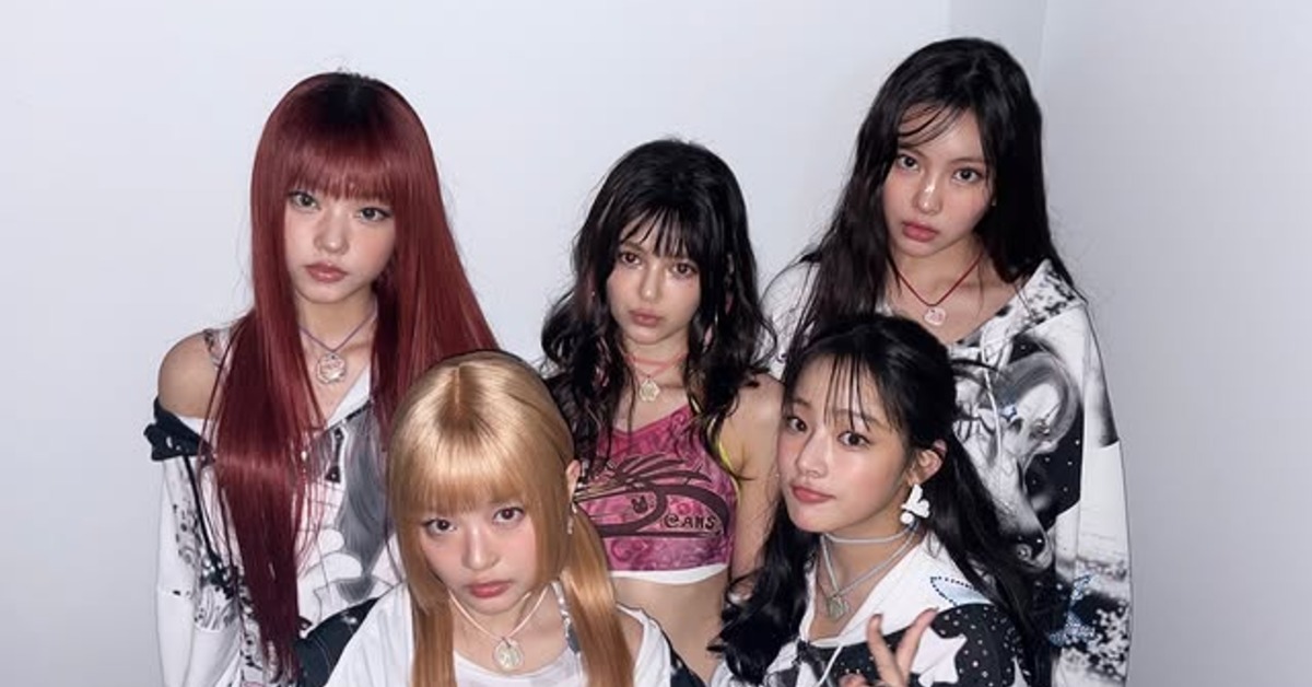 韓國女團NewJeans和經紀公司鬧翻1年時間，近日成員宣布回歸。（圖／翻攝自NewJeans IG）