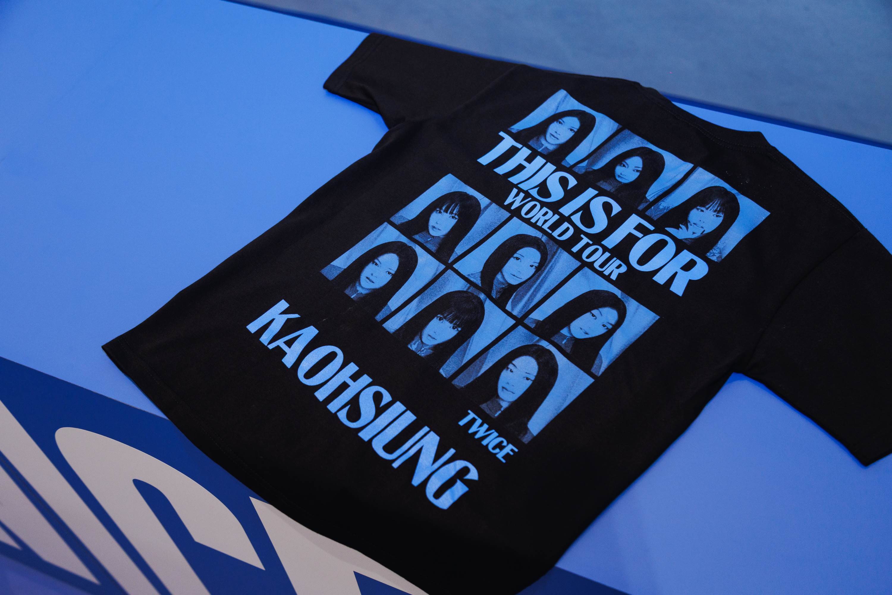 「TWICE WORLD TOUR <THIS IS FOR> POP-UP STORE IN KAOHSIUNG」巡迴快閃店11月15日開跑。（圖／ Live Nation Taiwan提供）