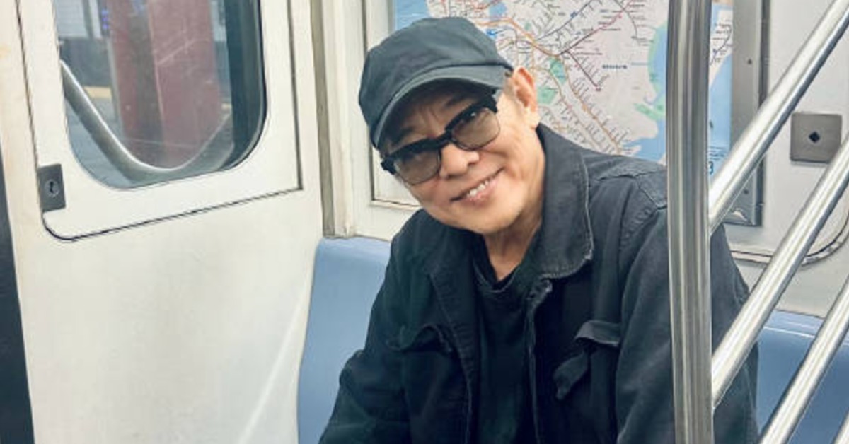 62歲影星李連杰因狀態回春，遭質疑是「複製人」。（圖／翻攝自李連杰微博）