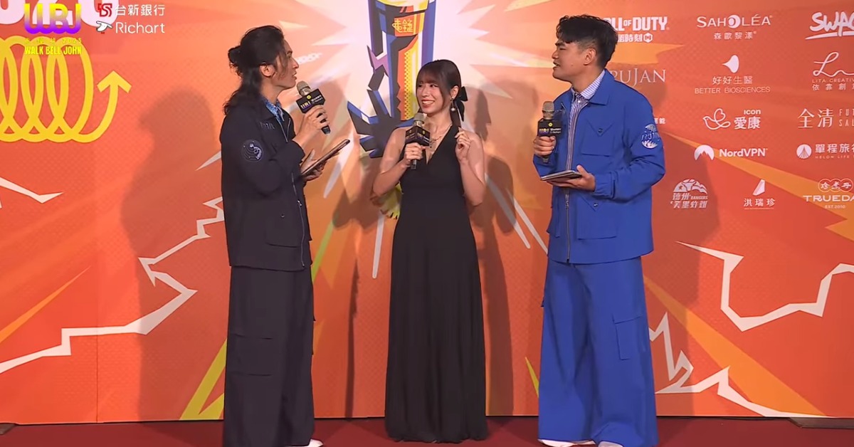 主持人蔡哥認錯人了。（圖／翻攝自走鐘獎頒獎典禮 Walk Bell John Awards） 
