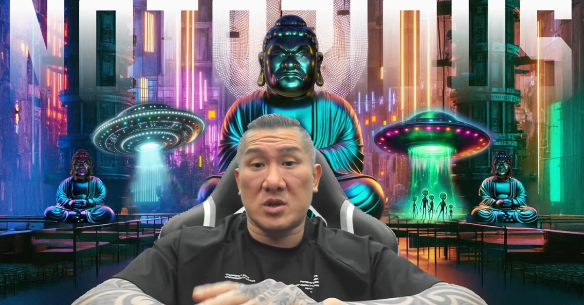 館長開直播回應。（圖／翻攝自翻攝自YouTube館長惡名昭彰） 