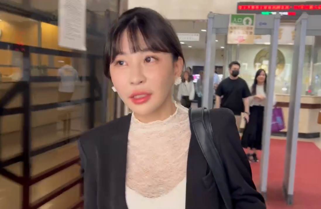 仙塔律師18日出庭。（圖／東森新聞）