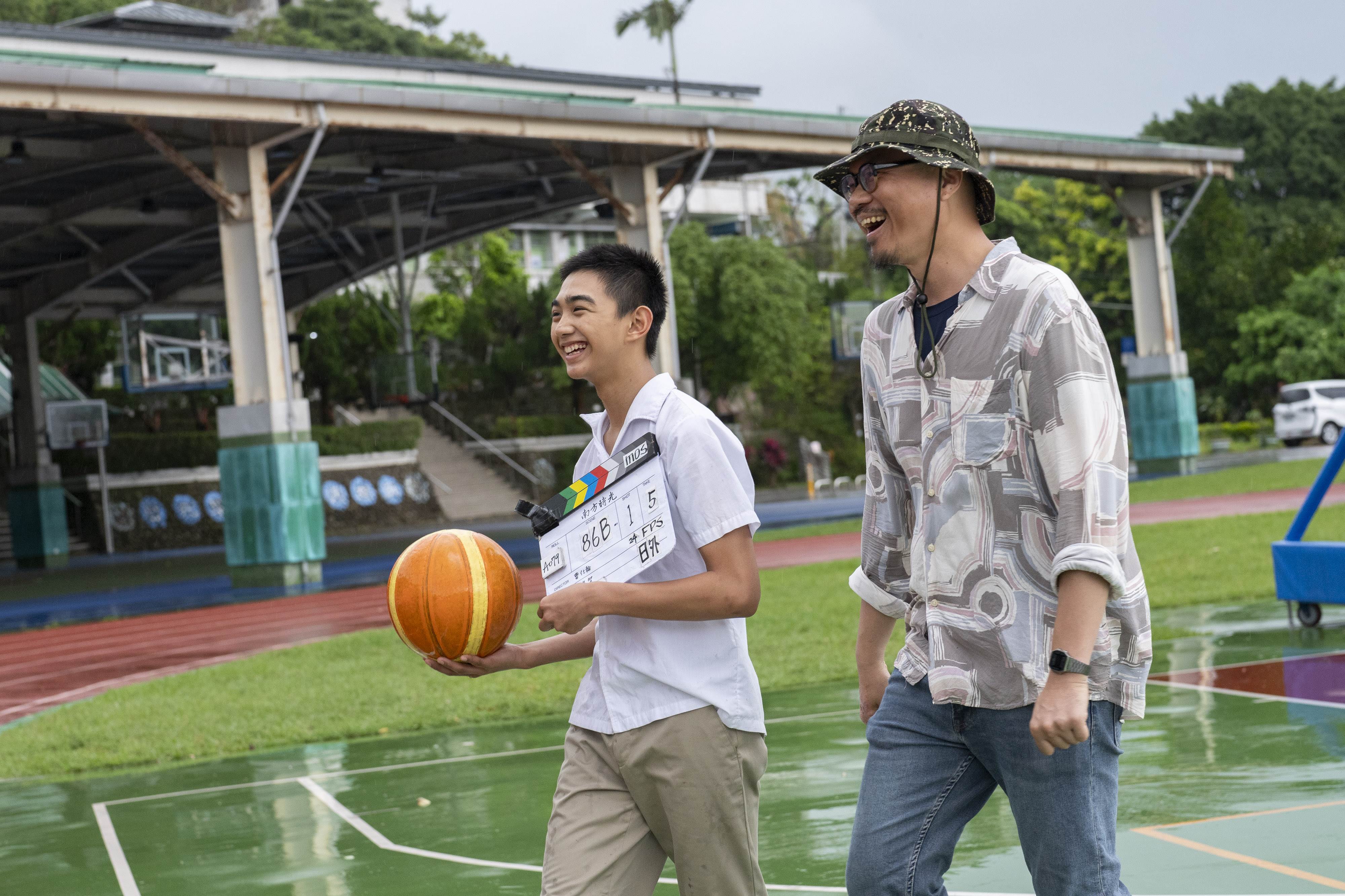 《南方時光》工作照，陳玄力、導演曹仕翰。（圖／百景映畫）