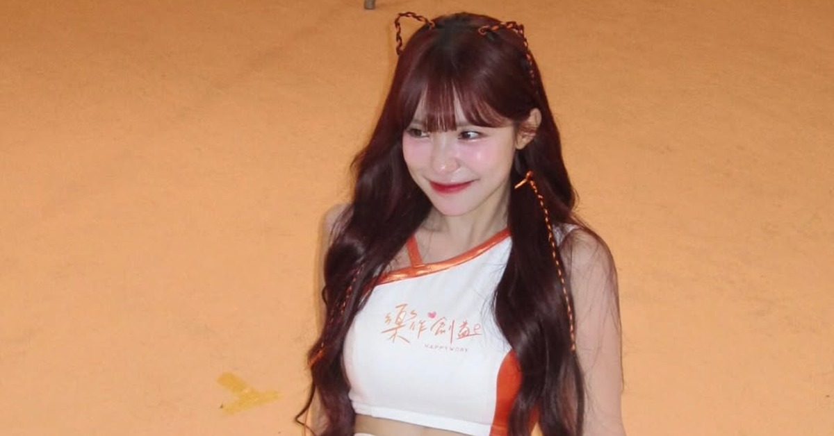 啦啦隊女神李多慧大方公開自己維持好身材秘訣，早餐吃蘋果塗花生醬，還有特製果昔。（圖／翻攝自IG@李多慧）