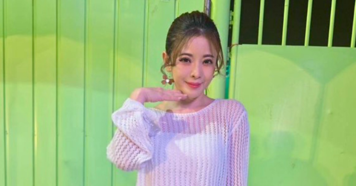 女歌手被指涉入仙人跳事件。（圖／翻攝自戴梅君臉書）