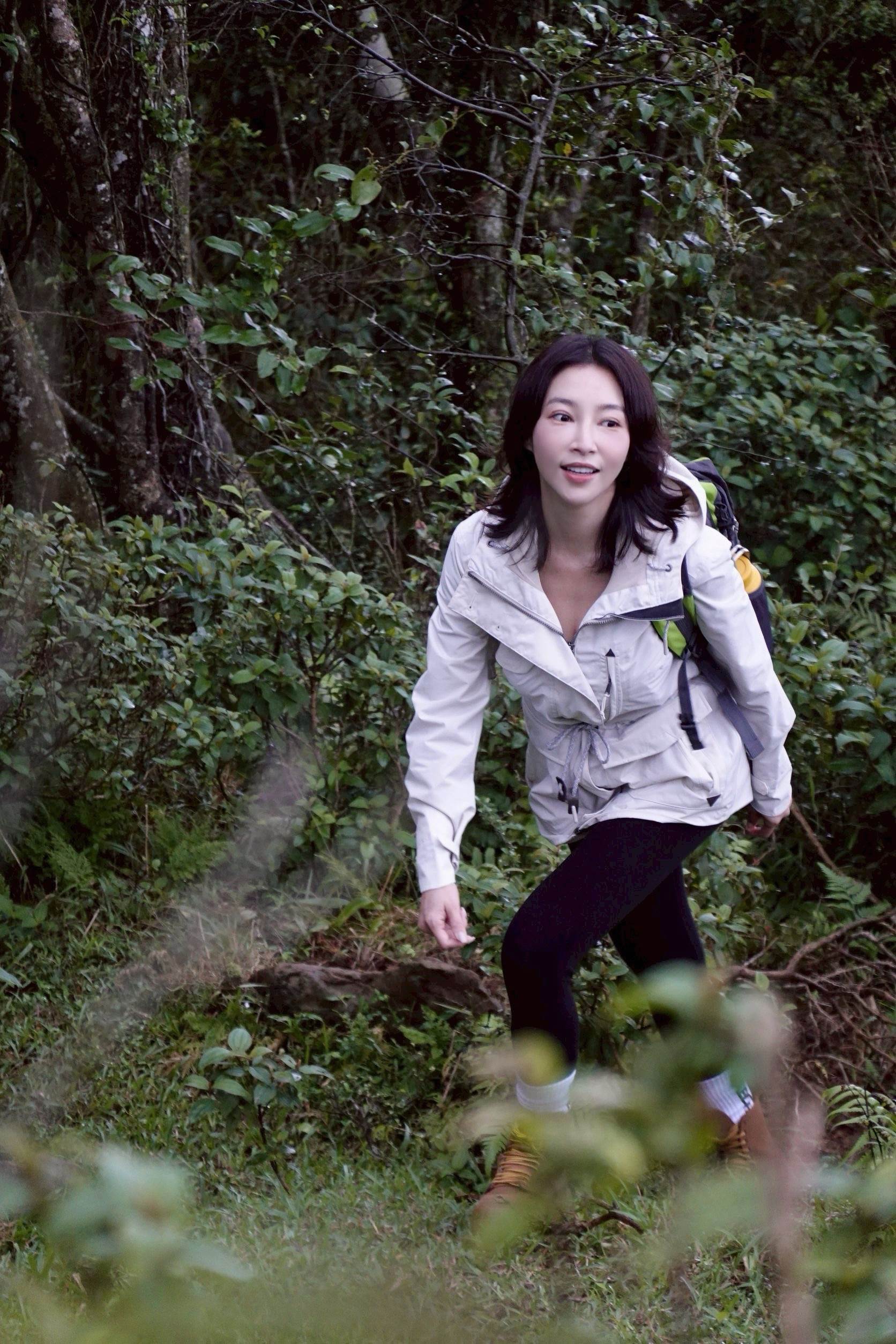 張家瑋新角色能文能武、動作戲超吸睛。（圖／民視提供）