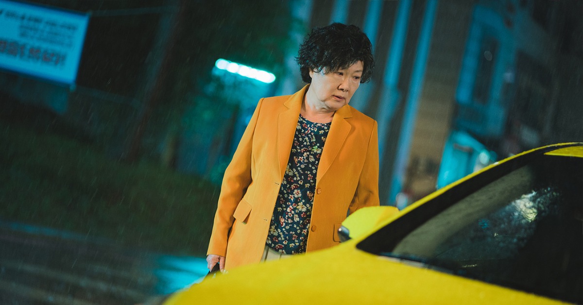 「國民媽媽」金海淑《回到20歲》搭上神秘計程車竟回春。（圖／中天娛樂台提供）