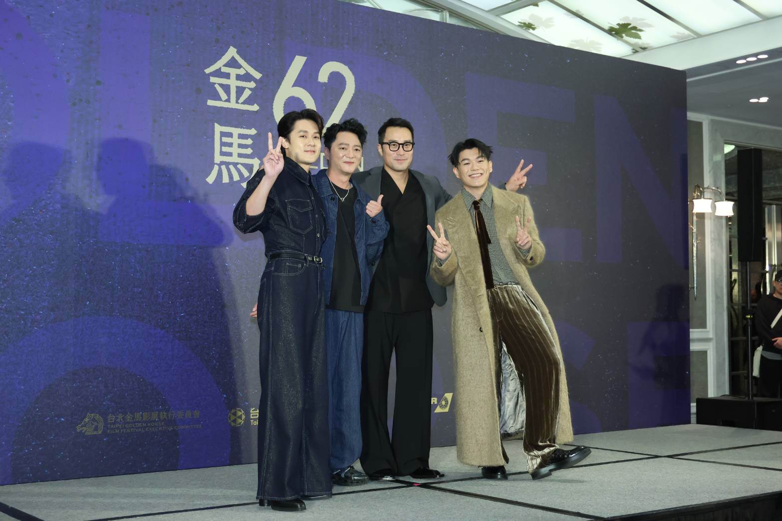 影帝入圍者許瑞奇（左起）、藍葦華、張孝全、柯煒林，出席金馬午宴受訪。（圖／東森娛樂）