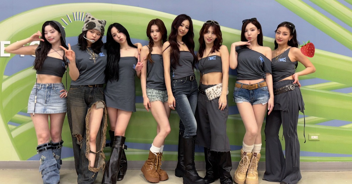 南韓女團TWICE出道10年首度來台舉辦《THIS IS FOR WORLD TOUR IN KAOHSIUNG》演唱會。（圖／翻攝自TWICE X）