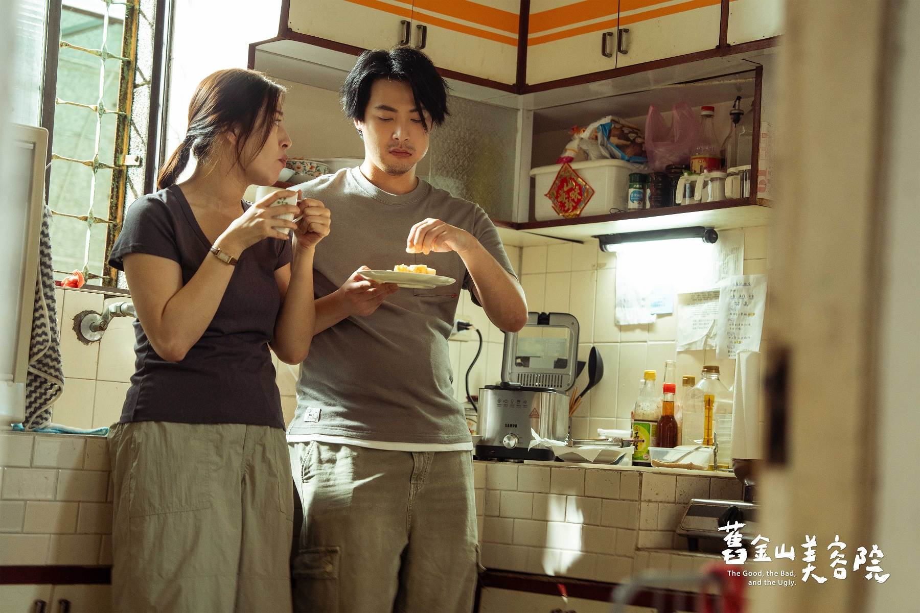 劉品言(左)與連晨翔的「友情」逐漸升溫。（圖／TVBS提供）