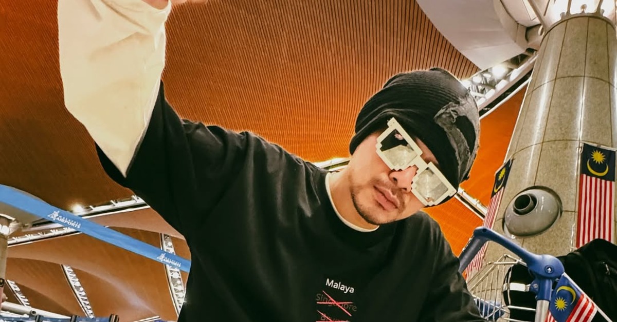 黃明志和友人到泰國的行程是「不能說的祕密」，而他也從此激發靈感，寫了一首〈泰國情哥〉。（圖／翻攝自黃明志IG）