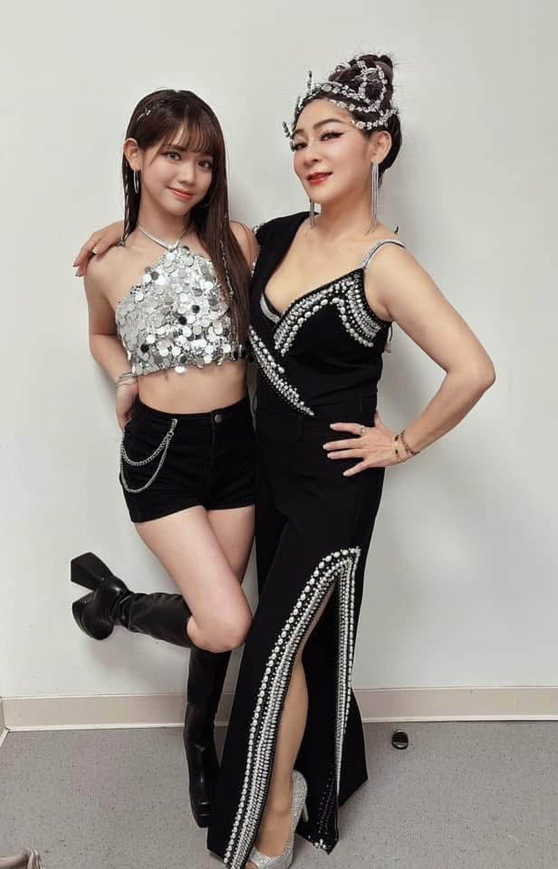 王彩樺給予女兒黃于庭高度評價。（圖／中天提供）