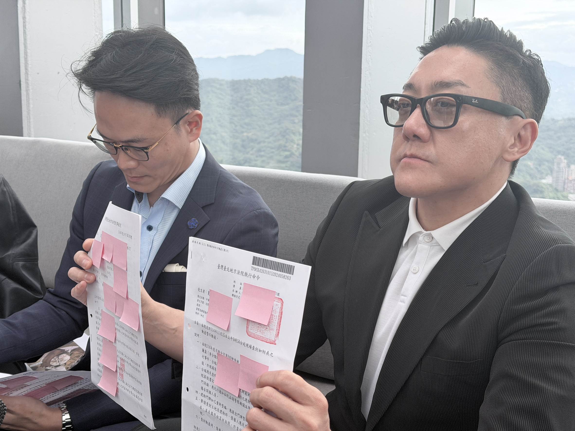 夏天倫（右）控訴前妻擅長鬼扯。（圖／讀者提供）