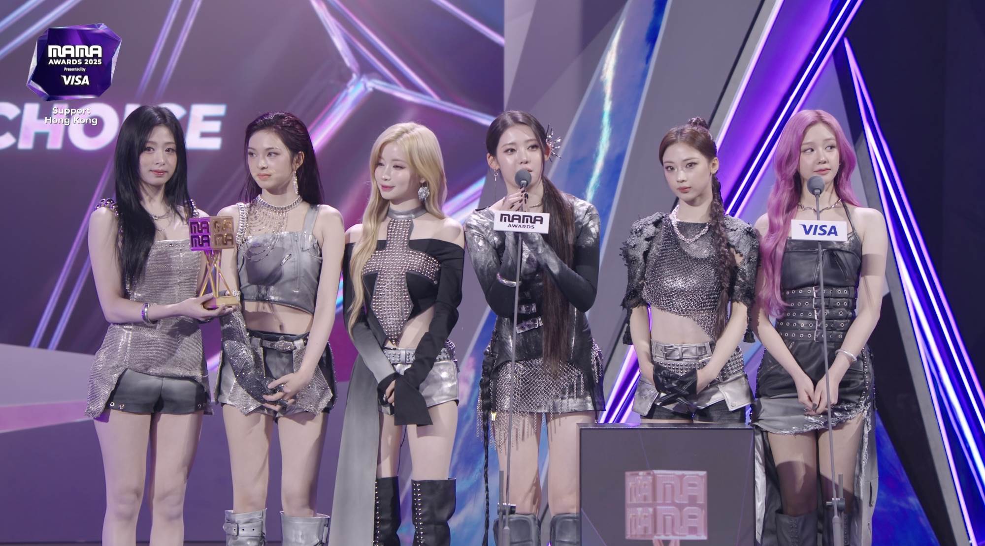 《2025 MAMA》粉絲選擇獎 - 女子BABYMONSTER。（圖／翻攝自Mnet Plus）