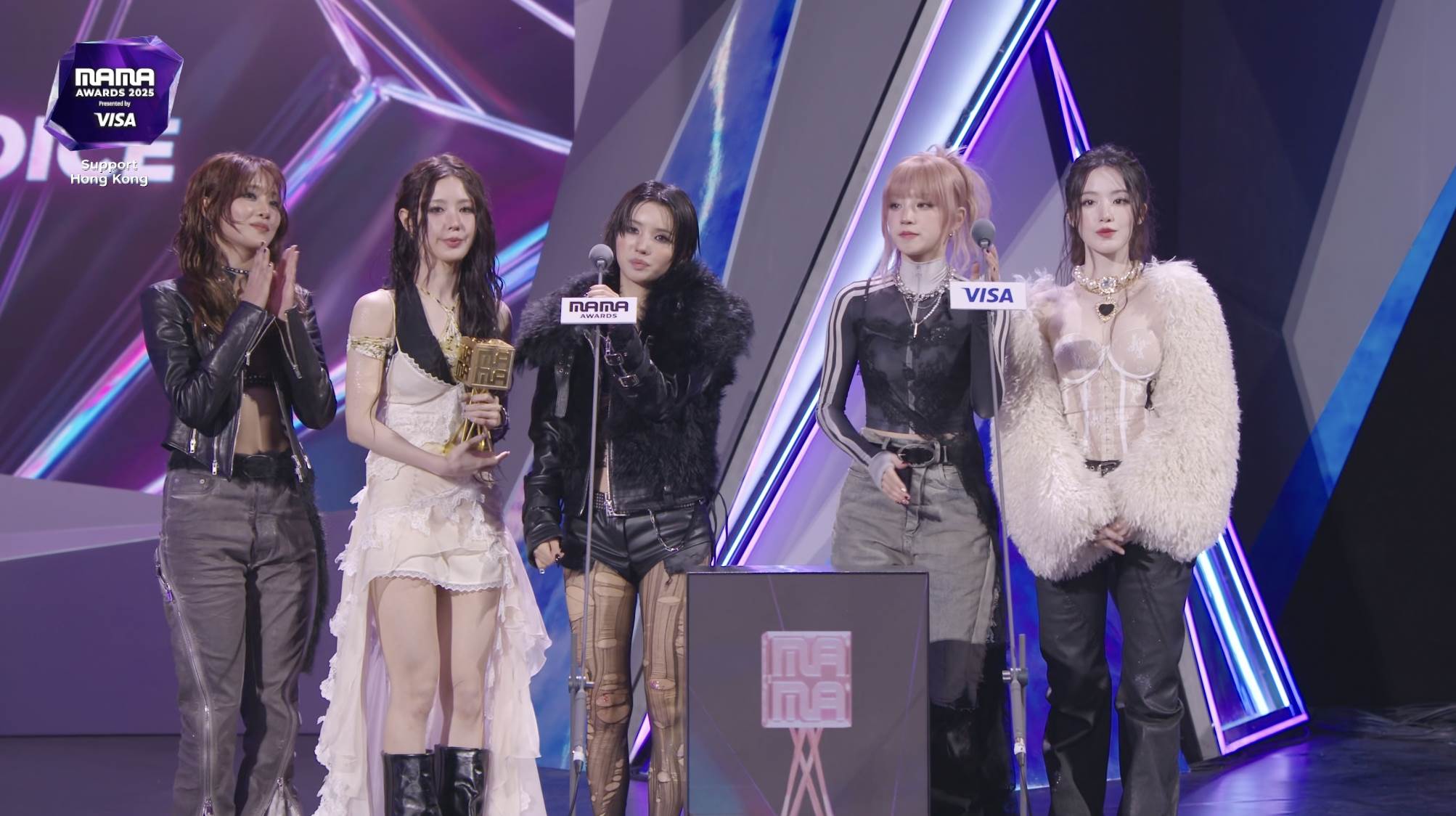 《2025 MAMA》粉絲選擇獎 - 女子i-dle。（圖／翻攝自Mnet Plus）