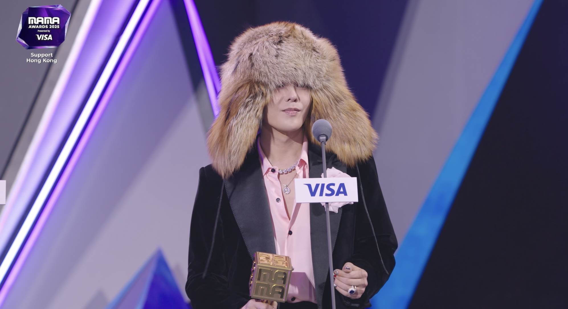 《2025 MAMA》最佳男子個人舞蹈表演G-Dragon〈Too Bad〉。（圖／翻攝自Mnet Plus）