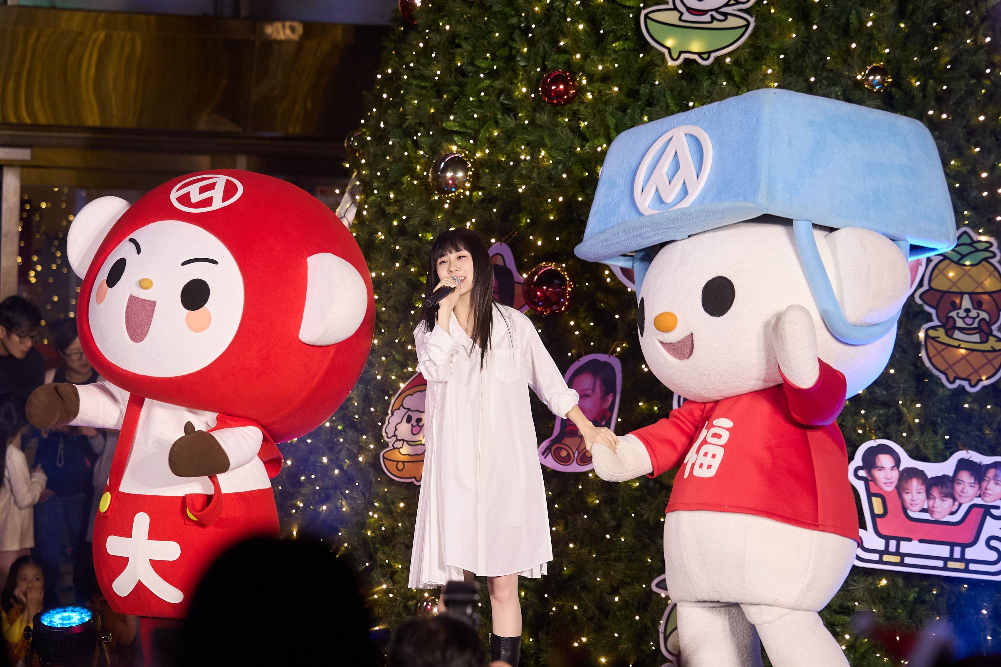 白安合體福利熊、大全熊開唱。（圖／相信音樂提供）