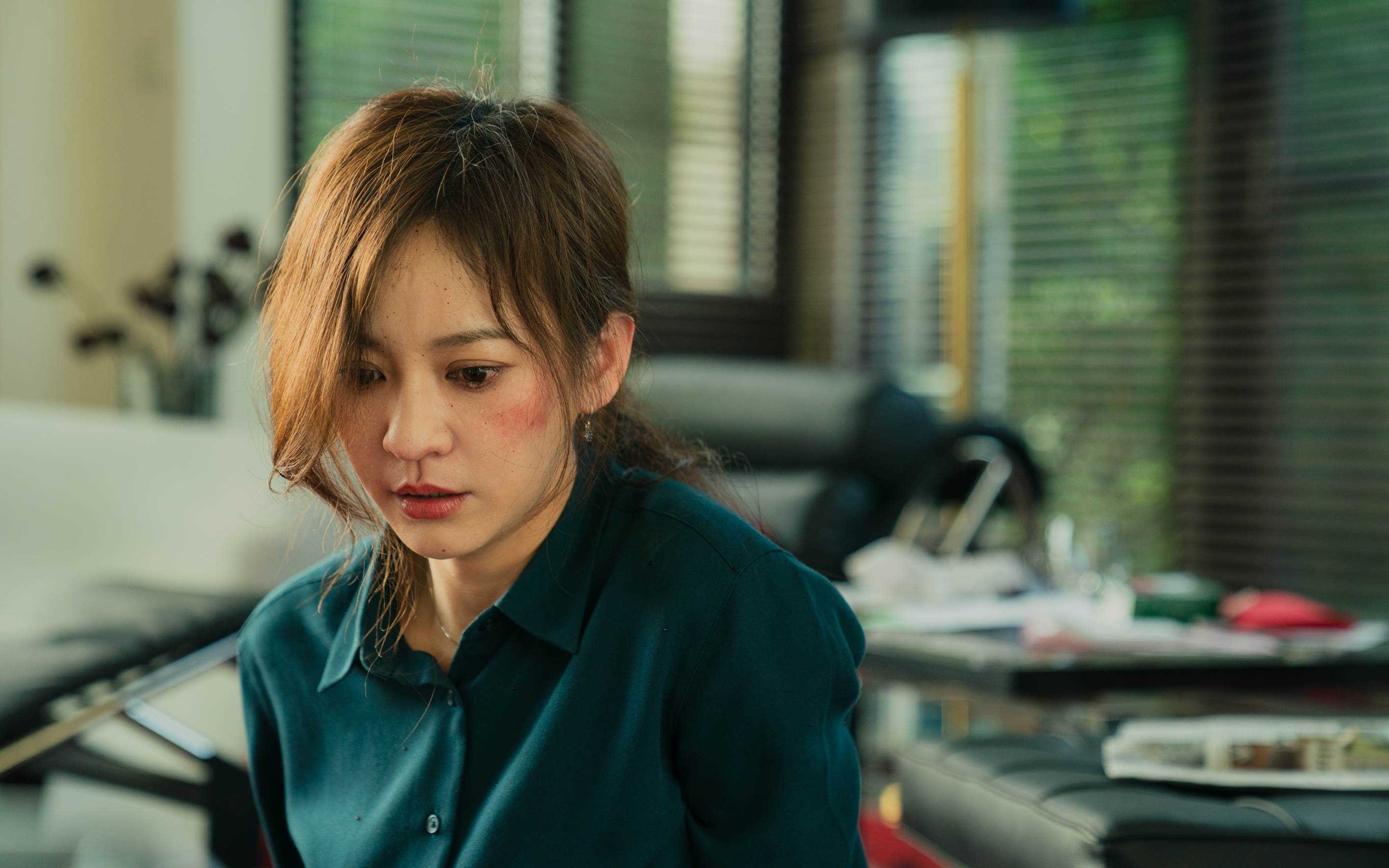 陳意涵在《陽光女子合唱團》的殺老公戲中哭喊「殺人好難！」（圖／壹壹喜喜電影）